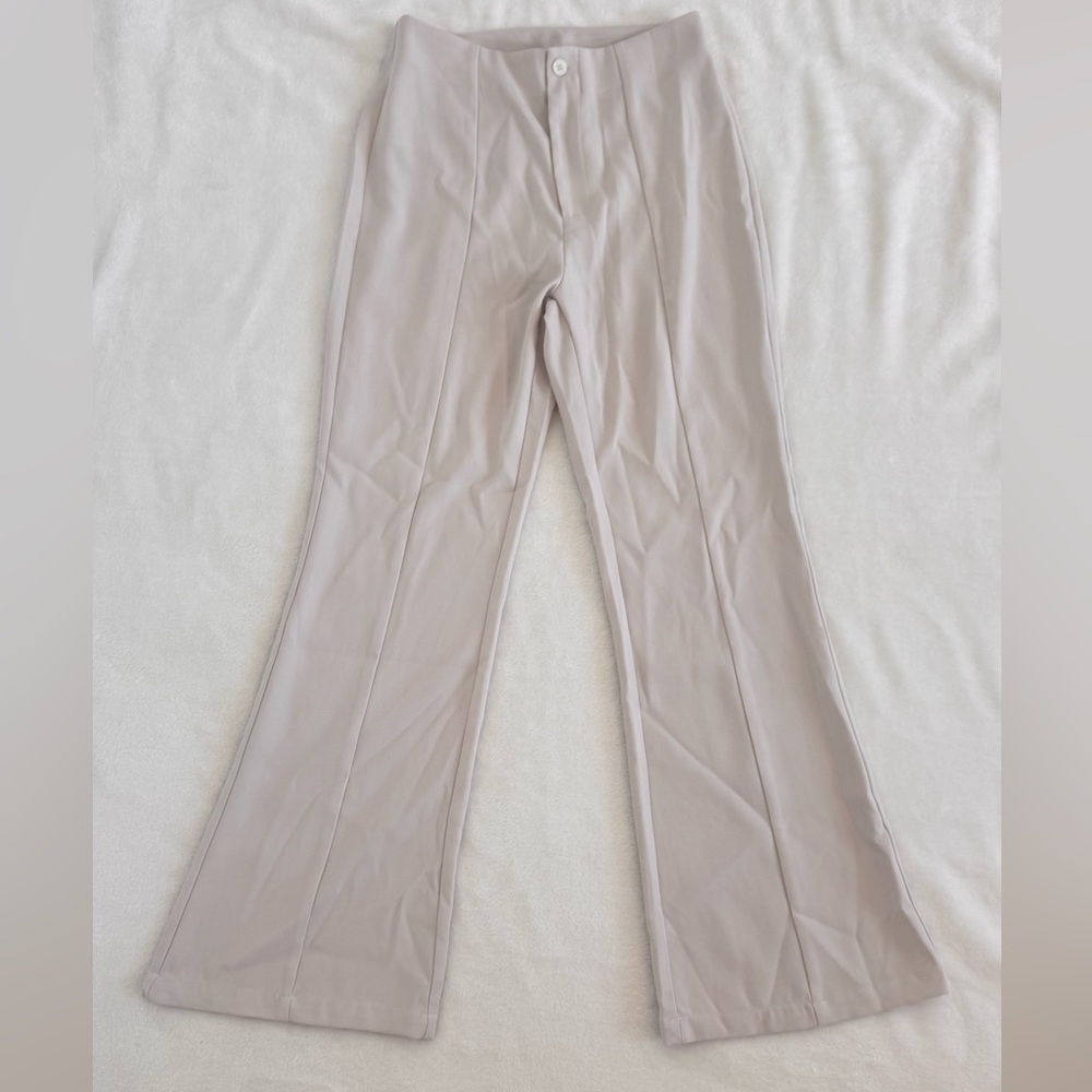 Dazy Size Small Cream / Light Beige Dress Pants. Lightweight.  Never worn.